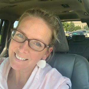 Meet your Posher, Jen